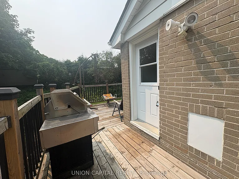 248 James Ave #LOWER — Photo 4