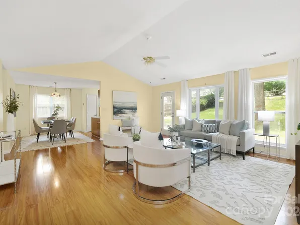 2328 Snow Creek Ln, Charlotte, NC 28273