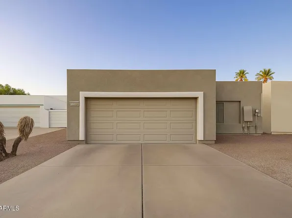 6120 E AUGUSTA Circle, Mesa, AZ 85215