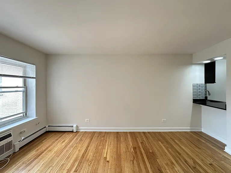 6830 N Sheridan Rd #264 — Photo 13