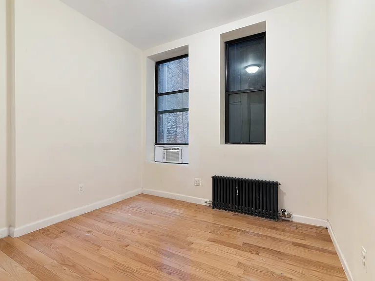 356 W 56th St #7 — Photo 6