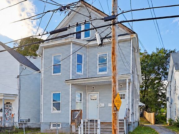 2nd image of 161 Smith St