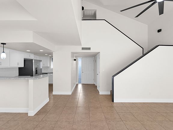 Living room and kitchen/dining