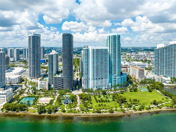 488 NE 18th St, Miami, FL