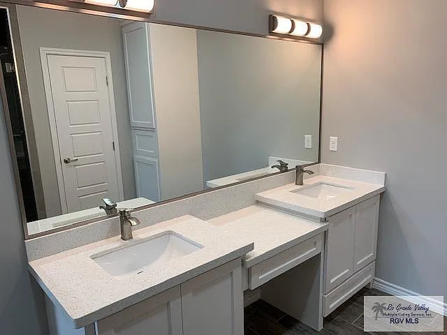 8822 Albatross St — Photo 20