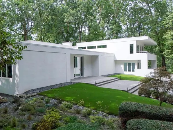 3670 Ridgewood Rd NW, Atlanta, GA 30327