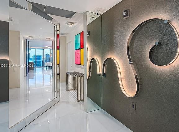2nd image of 701 N Fort Lauderdale Blvd #1006