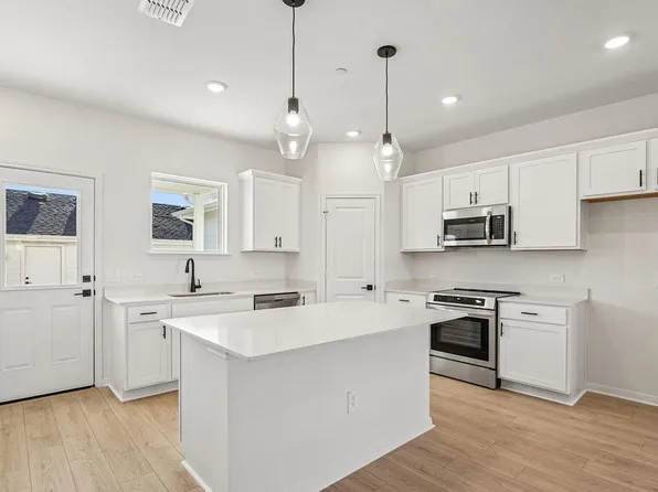 2523 Violet Theo Ln, Round Rock, TX 78665