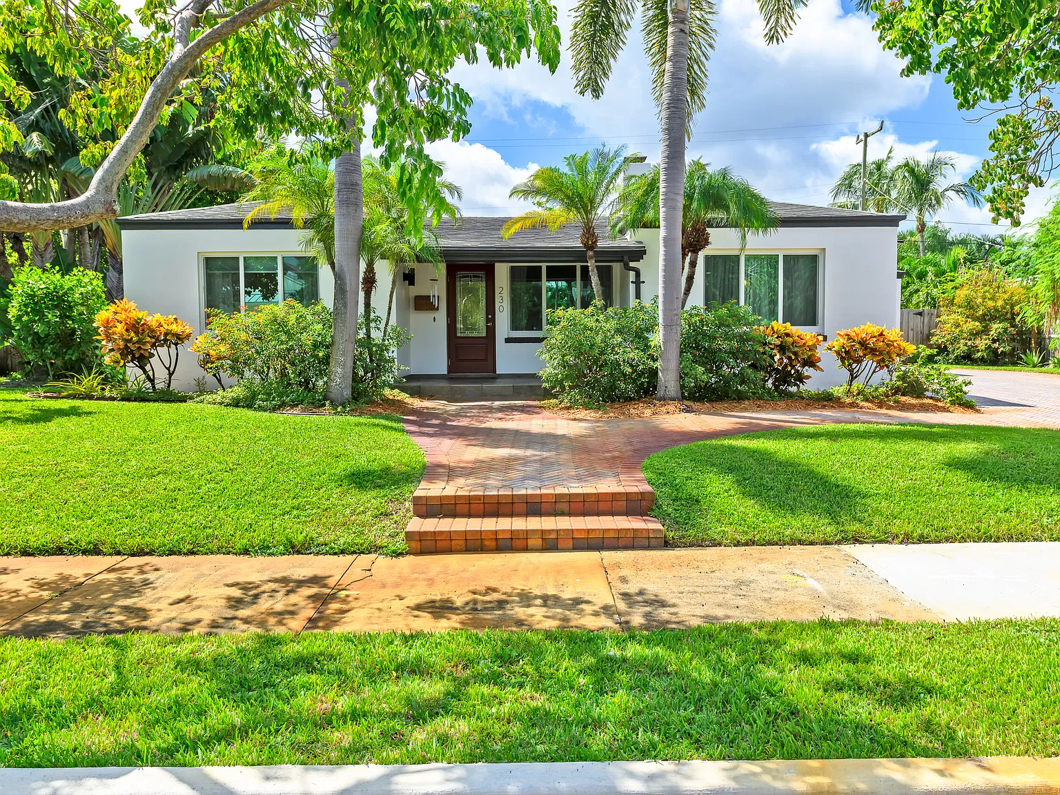 4 bed, 1324 sqft, $10,000 — Photo 3