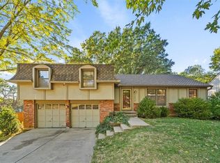 12626 W 101st Ter, Lenexa, KS 66215