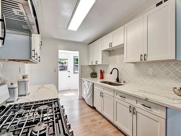 2nd image of 2065 W 161st St