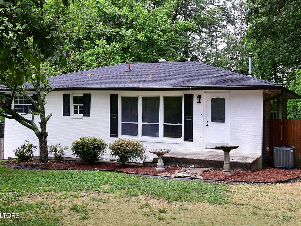 1st image of 102 Henderson Ln