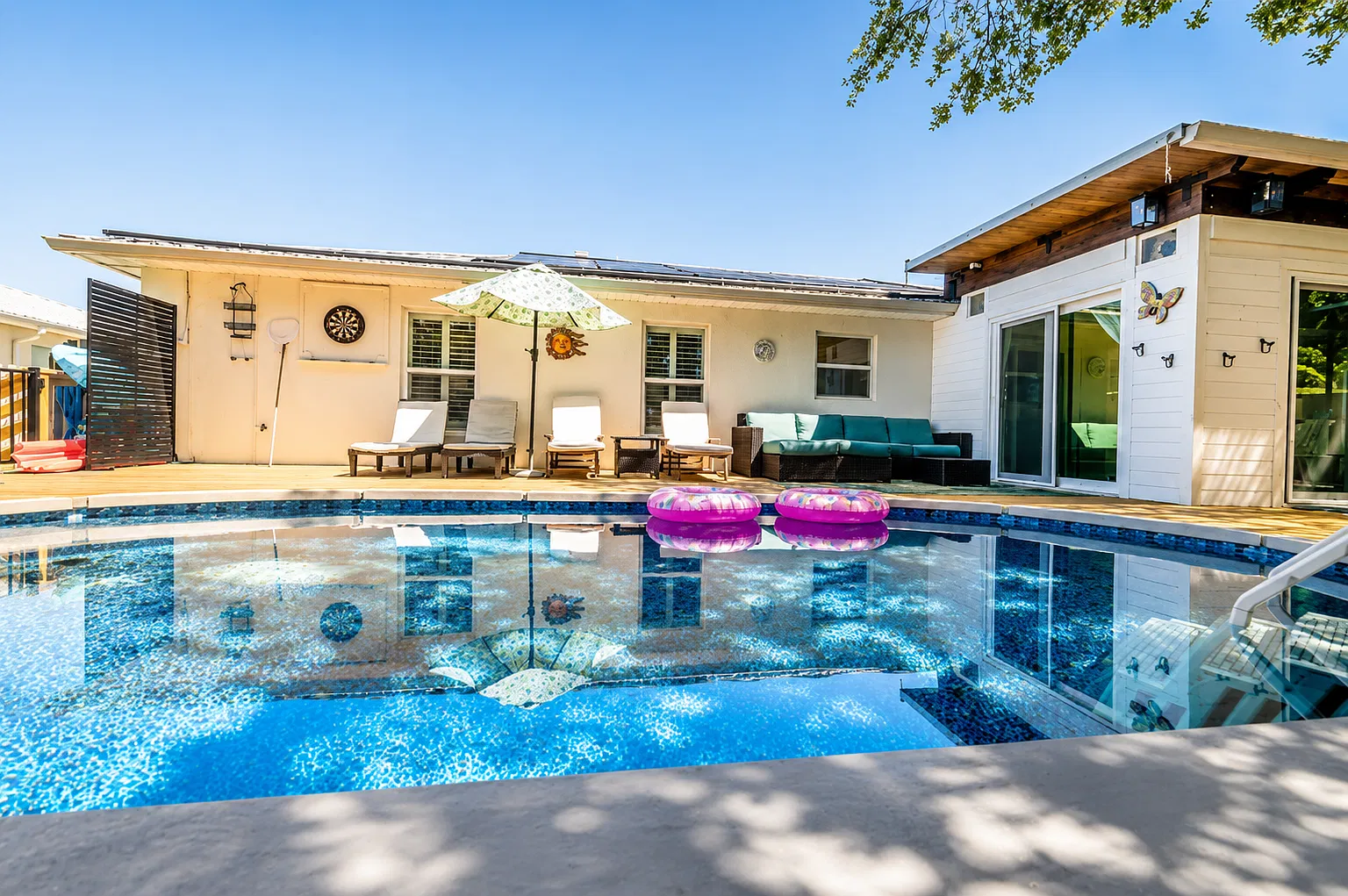 3 bed, $4,500 — Photo 2