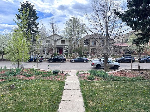 3rd image of 4631 W Moncrieff Pl