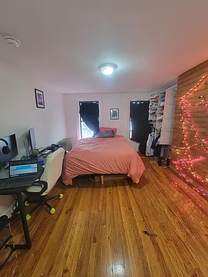 Rented by CNC-Assets | media 4