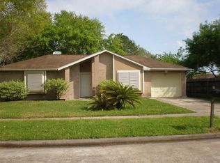 2502 Drummer Dr, League City, TX 77573