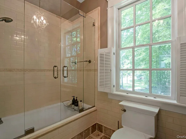 314 Haverstraw Rd — Photo 26