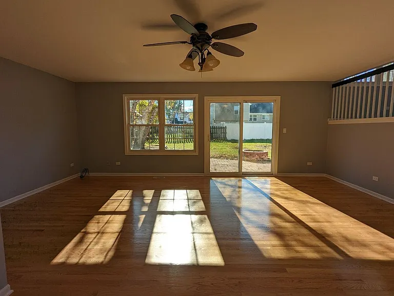 545 Monarch Dr — Photo 7