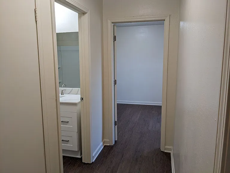 8316 Innovation Park Dr — Photo 16