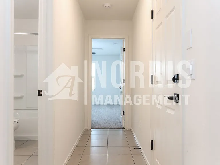 2897 N Rosewood Ln — Photo 12