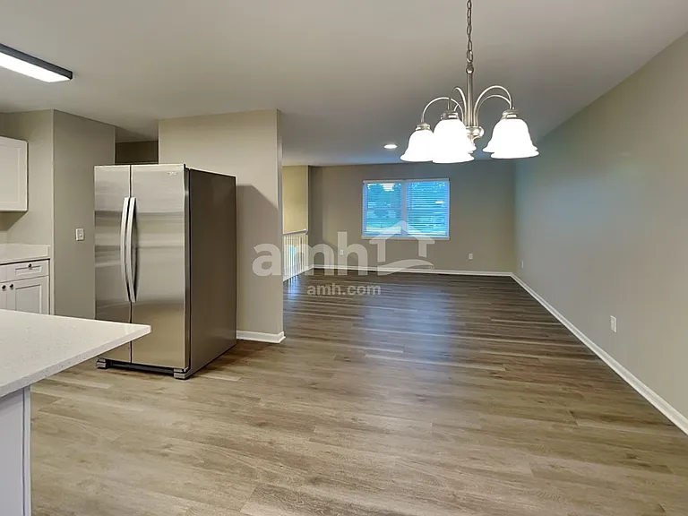 5925 Bluegrass Trl — Photo 5