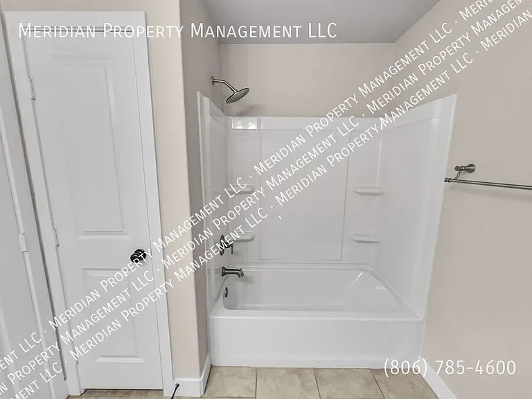 10421 Winfield Ave — Photo 8