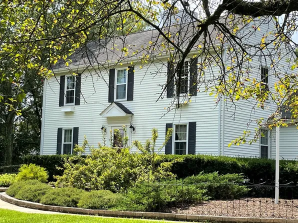 2250 Fostertown Rd, Hainesport, NJ 08036