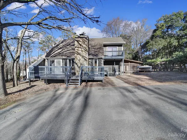 4053 Point Clear Dr, Fort Mill, SC 29708