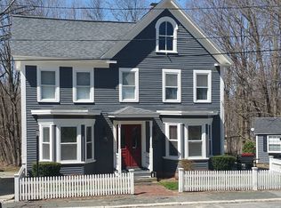 27 High St, Pepperell, MA 01463