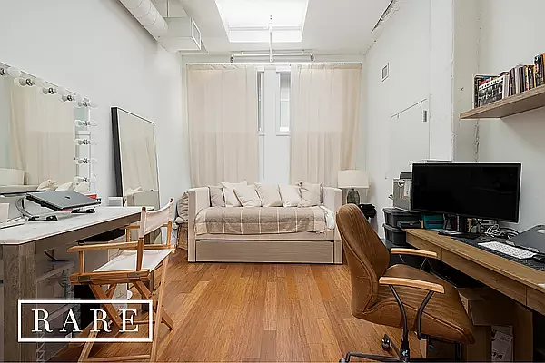 Rented by Find What’s Rare | media 10