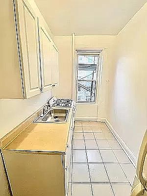 2nd image of 50 E 119th St #4B