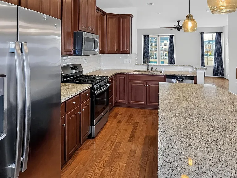 5363 S Center Dr — Photo 11