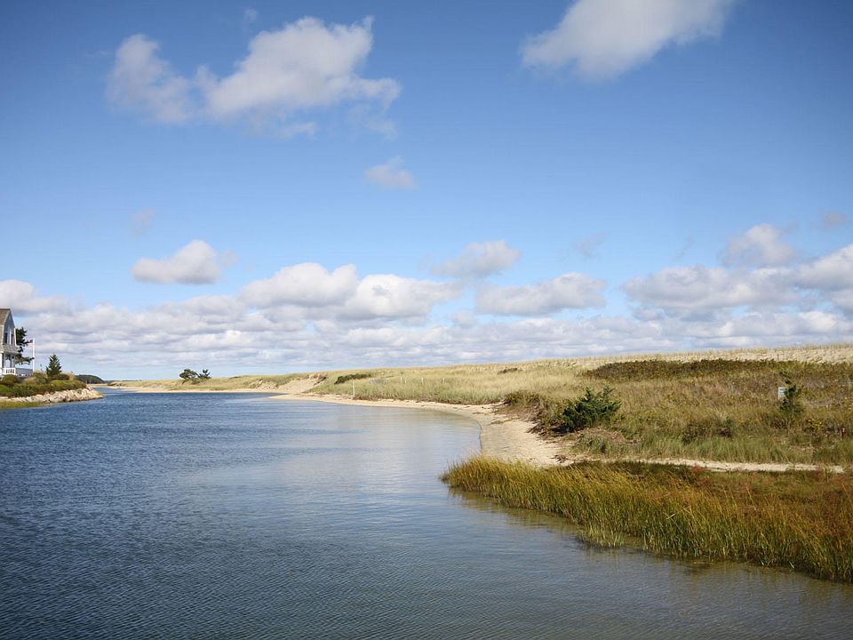 220 Wading Place Road, Mashpee, MA 02649 Zillow