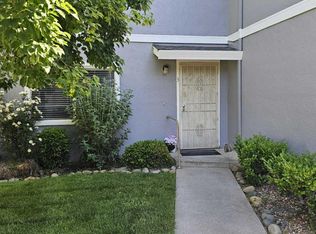 5822 Shadow Creek Dr APT 3, Sacramento, CA 95841