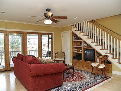 3rd image of 4608 Shoalwood Ave