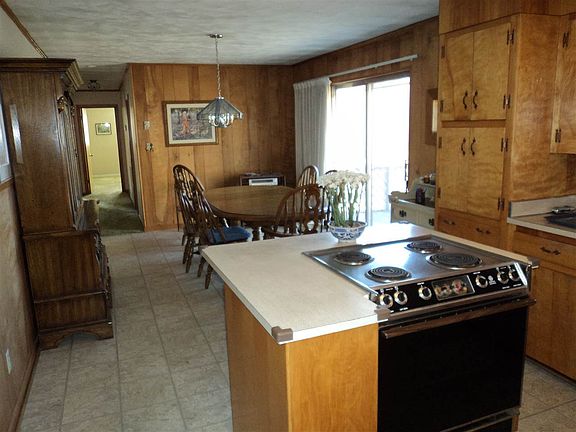 4th image of 3825 Forestview Dr NW