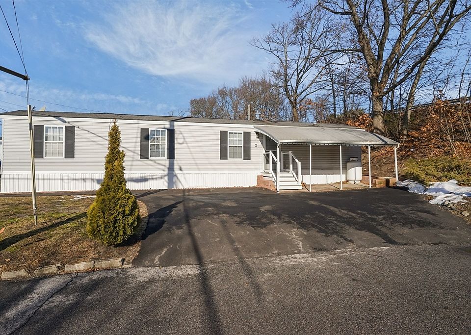 1st image of 548 Kenyon Ave #2
