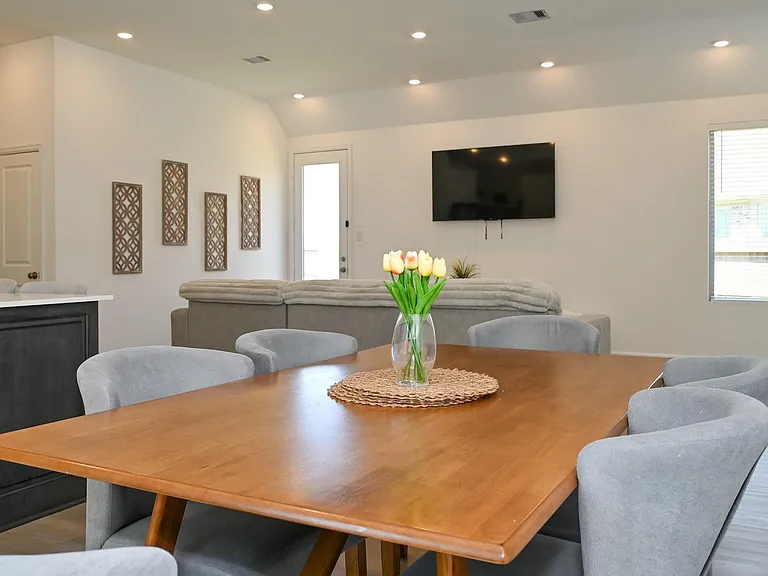 3057 Pensacola Dr — Photo 20
