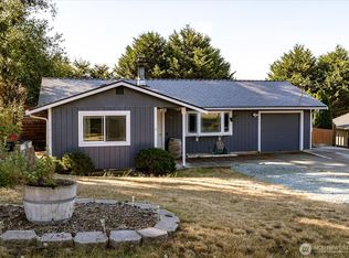 577 Salal St., Oak Harbor, WA 98277