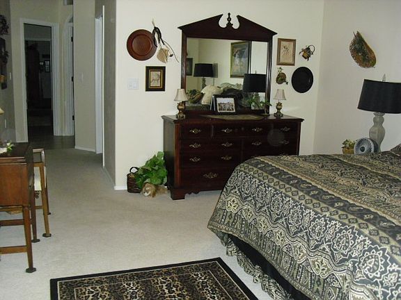 5th image of 1401 S Abrego Dr