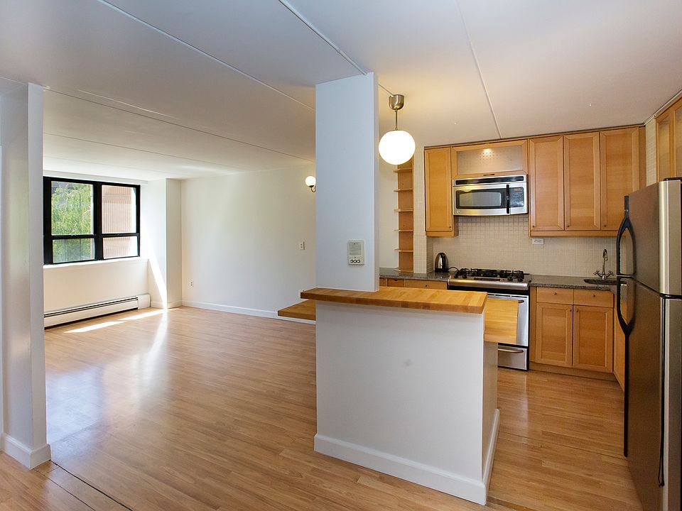 1st image of 300 W 110th St APT 3K