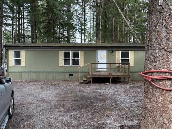 6210 Shamrock Rd, Maple Falls, WA 98266