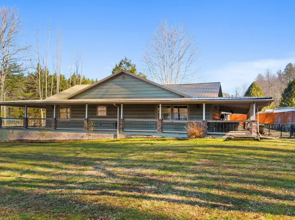 4009 Fieldstone Ln, Cosby, TN 37722