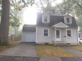 159 Groveland St, Springfield, MA 01108