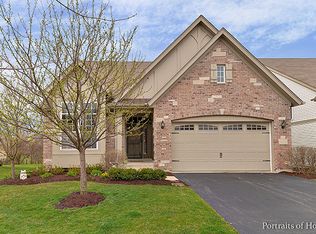 1673 Havenshire Rd, Aurora, IL 60505