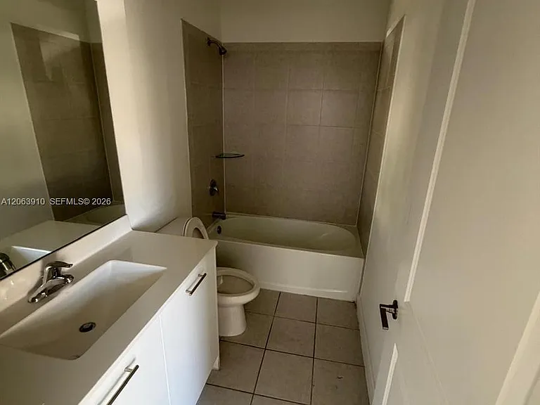 12527 NW 24th Ave #12527 — Photo 15
