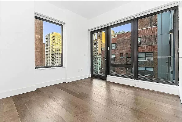 Rented by REAL New York | media 14