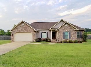 10724 Clearwater Trl, Collinsville, MS 39325