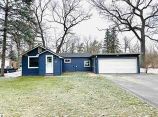 1203 Oakland St, Traverse City, MI 49686