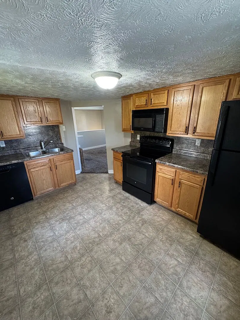 4029 Barr St. — Photo 3